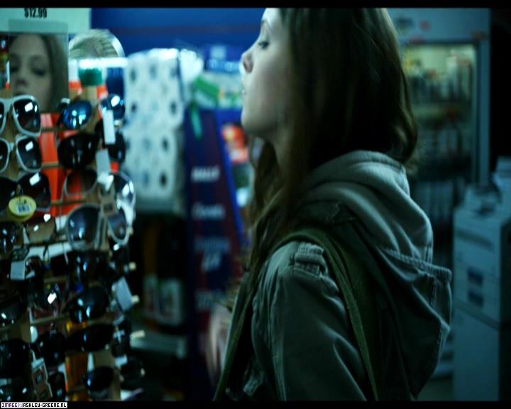 Ashley-Greene-dot-nl_SummersBlood-MovieCaptures000121.jpg