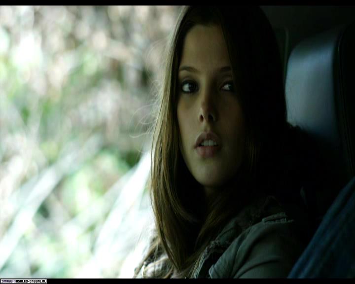 Ashley-Greene-dot-nl_SummersBlood-MovieCaptures000185.jpg