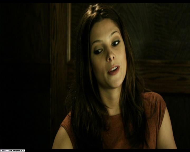 Ashley-Greene-dot-nl_SummersBlood-MovieCaptures000213.jpg Ashley-Greene-dot-nl_SummersBlood-MovieCaptures000213.jpg