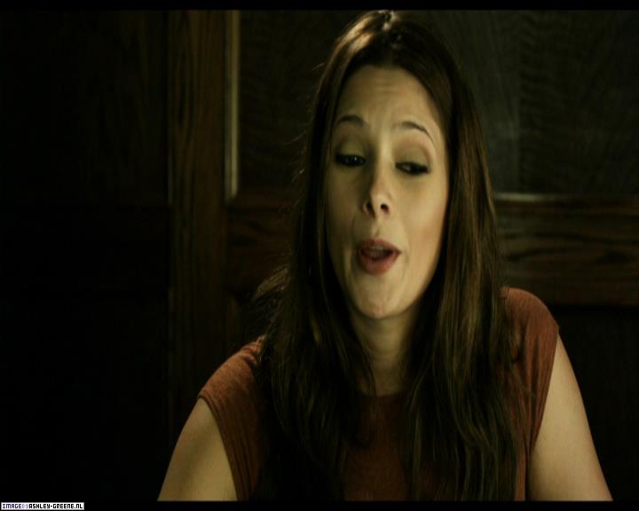 Ashley-Greene-dot-nl_SummersBlood-MovieCaptures000241.jpg
