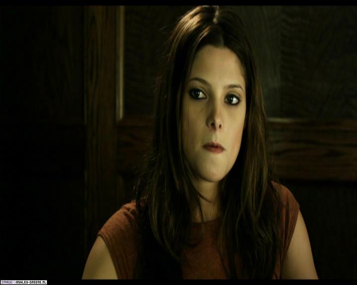 Ashley-Greene-dot-nl_SummersBlood-MovieCaptures000253.jpg