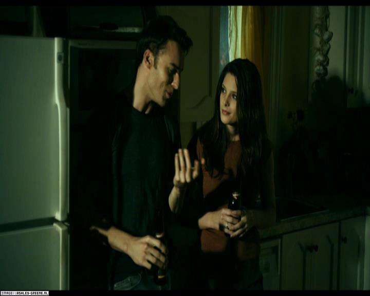 Ashley-Greene-dot-nl_SummersBlood-MovieCaptures000348.jpg Ashley-Greene-dot-nl_SummersBlood-MovieCaptures000348.jpg