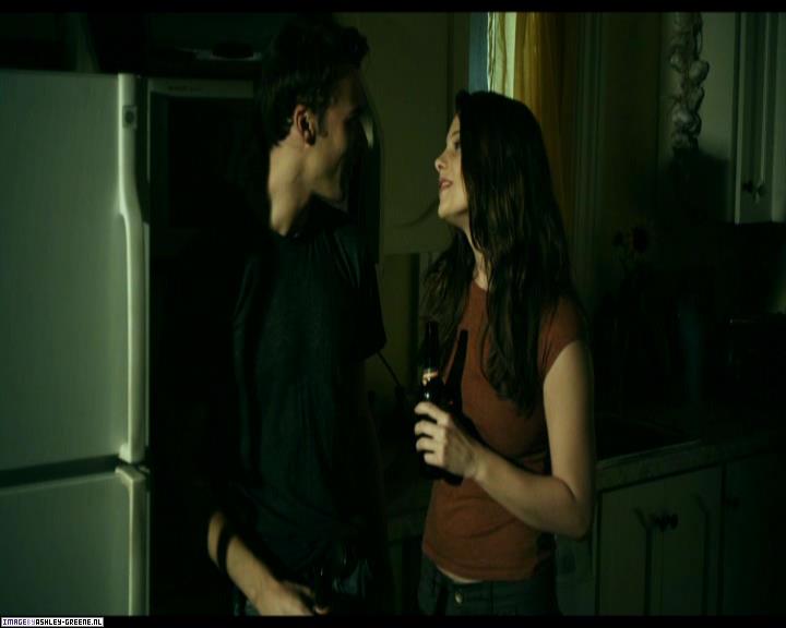 Ashley-Greene-dot-nl_SummersBlood-MovieCaptures000354.jpg Ashley-Greene-dot-nl_SummersBlood-MovieCaptures000354.jpg