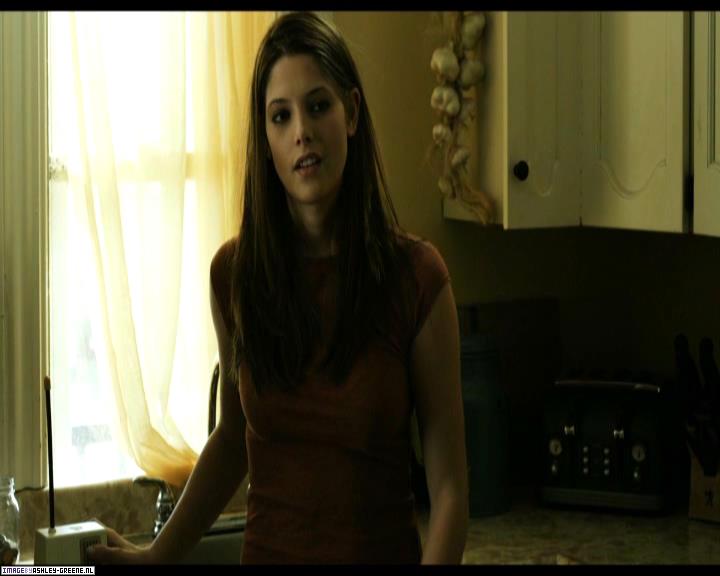 Ashley-Greene-dot-nl_SummersBlood-MovieCaptures000440.jpg
