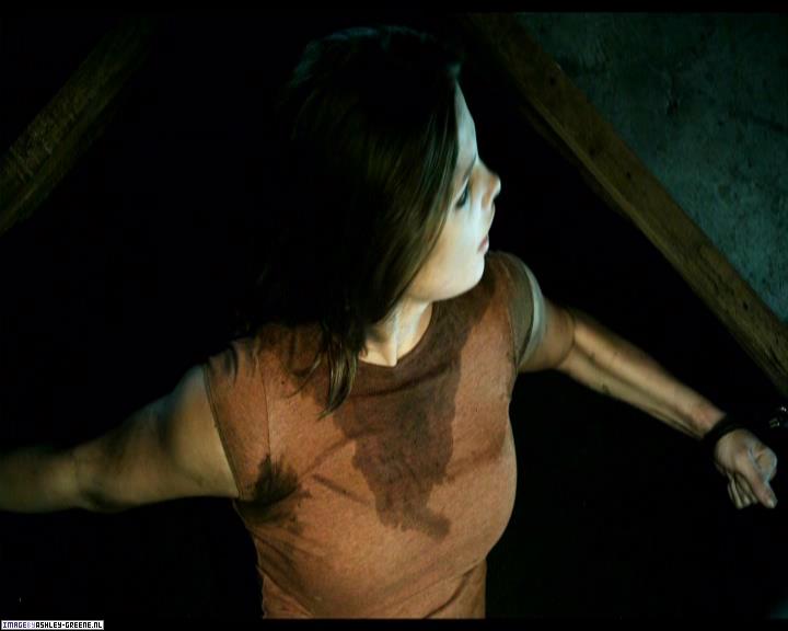 Ashley-Greene-dot-nl_SummersBlood-MovieCaptures000530.jpg Ashley-Greene-dot-nl_SummersBlood-MovieCaptures000530.jpg