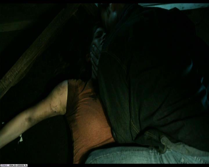 Ashley-Greene-dot-nl_SummersBlood-MovieCaptures000660.jpg Ashley-Greene-dot-nl_SummersBlood-MovieCaptures000660.jpg