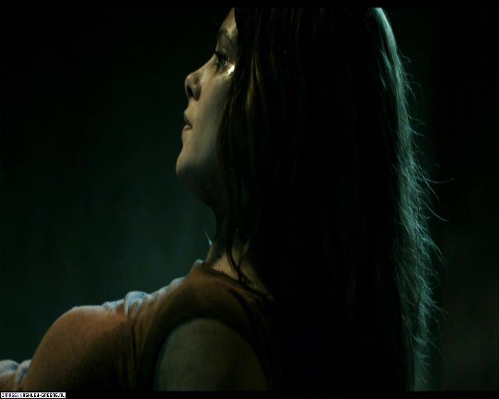 Ashley-Greene-dot-nl_SummersBlood-MovieCaptures000727.jpg