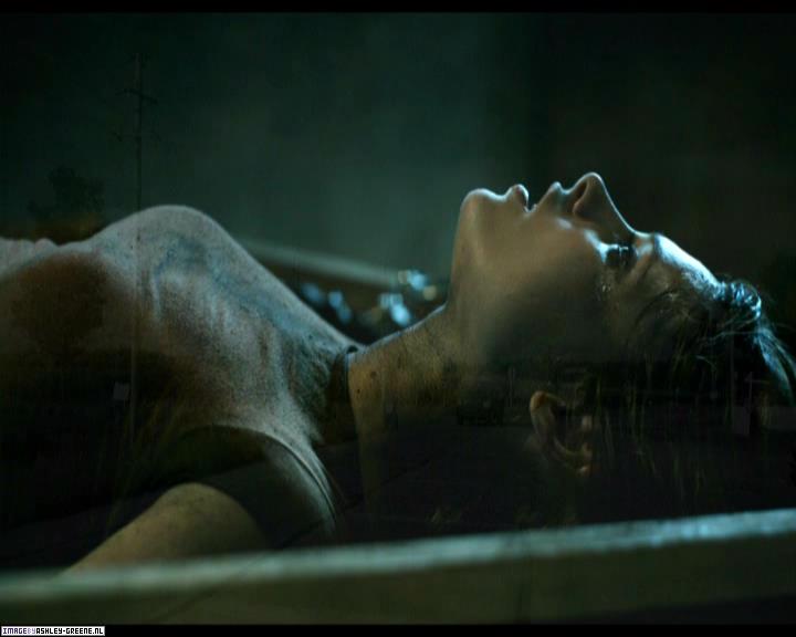 Ashley-Greene-dot-nl_SummersBlood-MovieCaptures000735.jpg