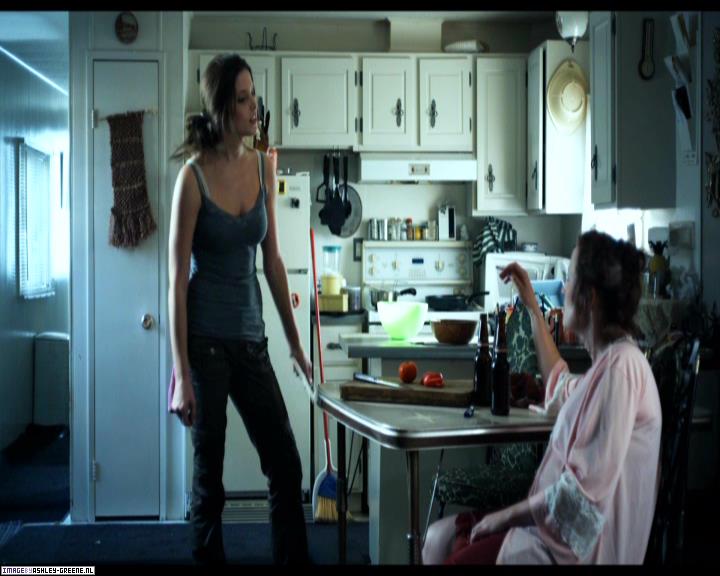 Ashley-Greene-dot-nl_SummersBlood-MovieCaptures000794.jpg