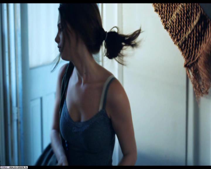 Ashley-Greene-dot-nl_SummersBlood-MovieCaptures000856.jpg Ashley-Greene-dot-nl_SummersBlood-MovieCaptures000856.jpg
