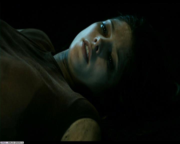 Ashley-Greene-dot-nl_SummersBlood-MovieCaptures000874.jpg