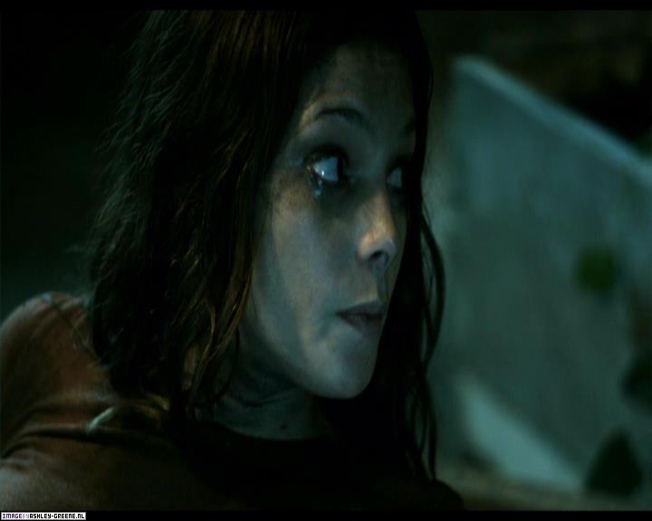 Ashley-Greene-dot-nl_SummersBlood-MovieCaptures000895.jpg