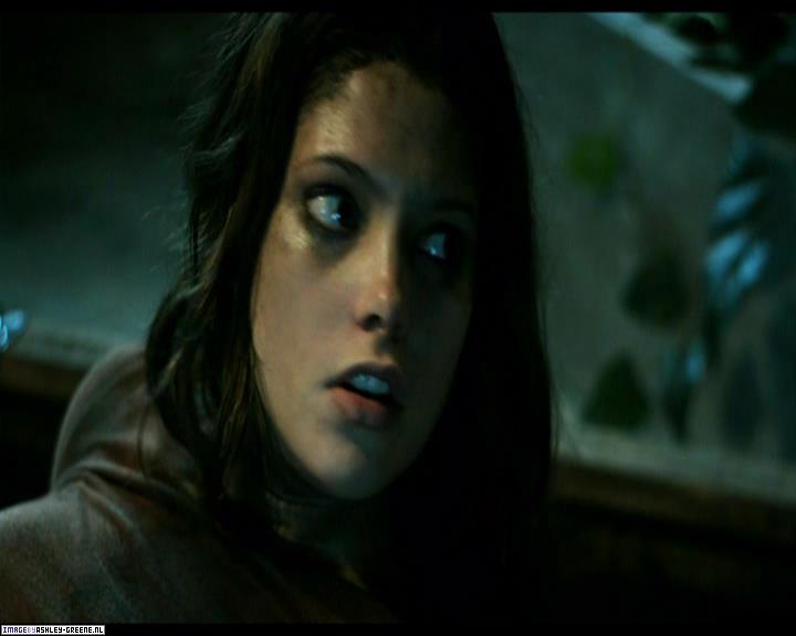 Ashley-Greene-dot-nl_SummersBlood-MovieCaptures000940.jpg Ashley-Greene-dot-nl_SummersBlood-MovieCaptures000940.jpg