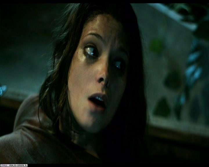 Ashley-Greene-dot-nl_SummersBlood-MovieCaptures000942.jpg