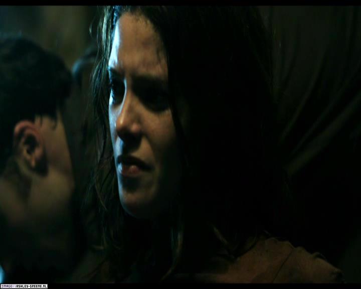 Ashley-Greene-dot-nl_SummersBlood-MovieCaptures001001.jpg