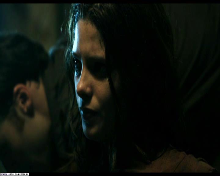 Ashley-Greene-dot-nl_SummersBlood-MovieCaptures001002.jpg
