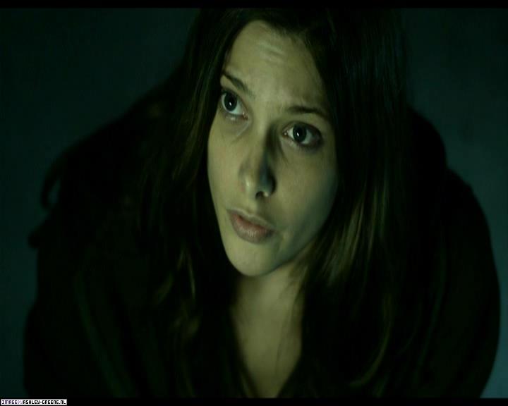 Ashley-Greene-dot-nl_SummersBlood-MovieCaptures001181.jpg