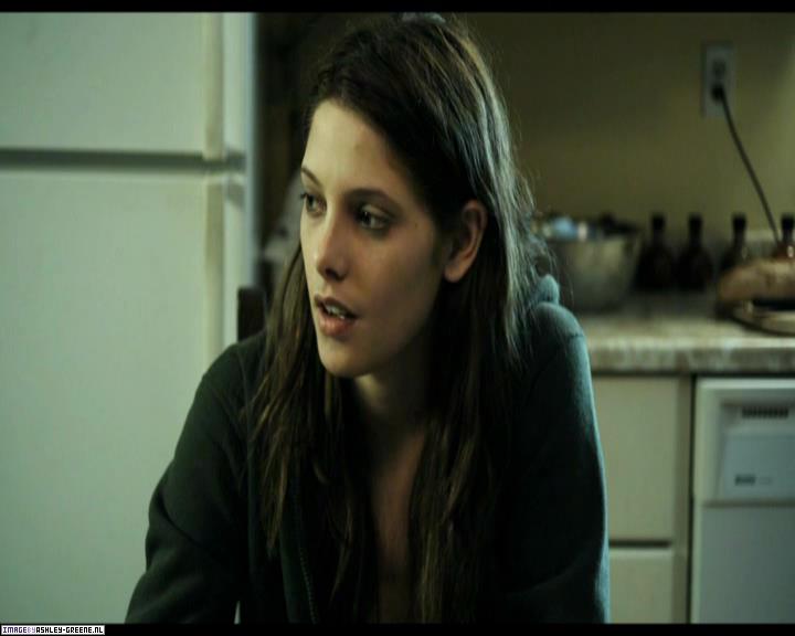 Ashley-Greene-dot-nl_SummersBlood-MovieCaptures001198.jpg