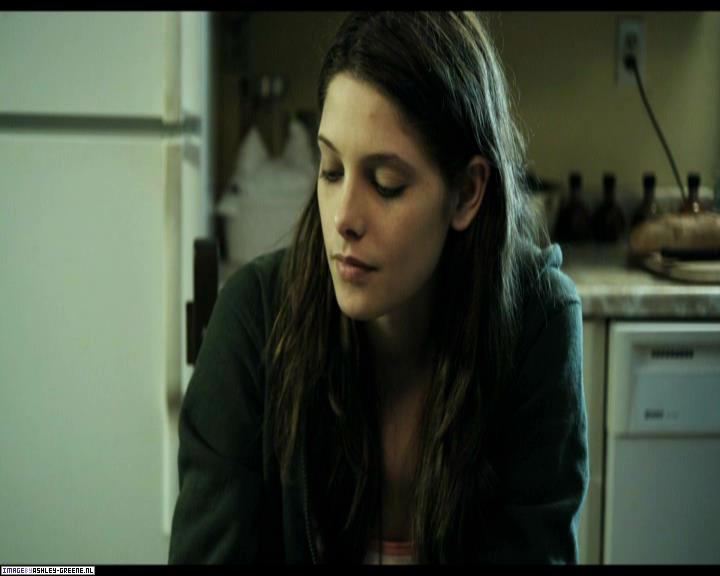 Ashley-Greene-dot-nl_SummersBlood-MovieCaptures001213.jpg