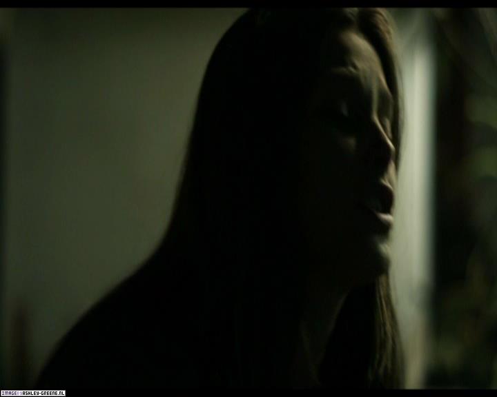 Ashley-Greene-dot-nl_SummersBlood-MovieCaptures001322.jpg