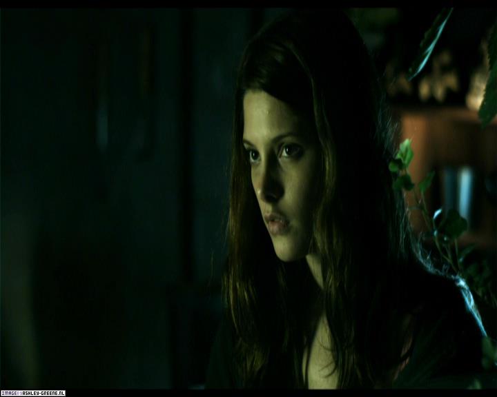 Ashley-Greene-dot-nl_SummersBlood-MovieCaptures001326.jpg
