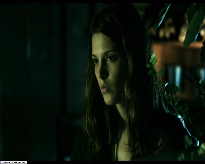 Ashley-Greene-dot-nl_SummersBlood-MovieCaptures001331.jpg Ashley-Greene-dot-nl_SummersBlood-MovieCaptures001331.jpg