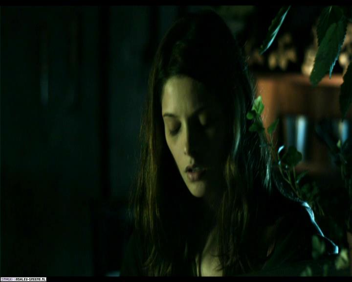 Ashley-Greene-dot-nl_SummersBlood-MovieCaptures001349.jpg