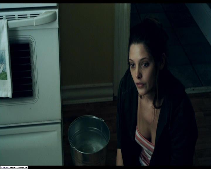 Ashley-Greene-dot-nl_SummersBlood-MovieCaptures001423.jpg