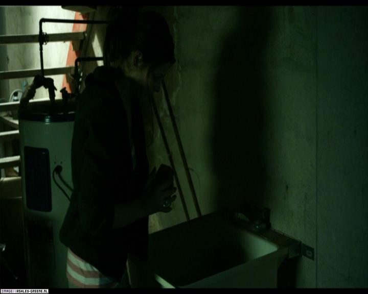 Ashley-Greene-dot-nl_SummersBlood-MovieCaptures001436.jpg