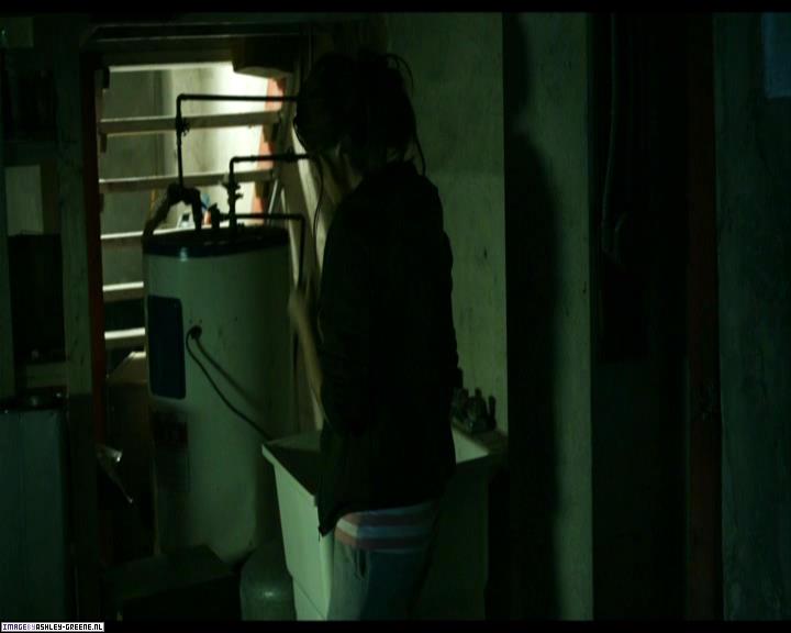 Ashley-Greene-dot-nl_SummersBlood-MovieCaptures001456.jpg