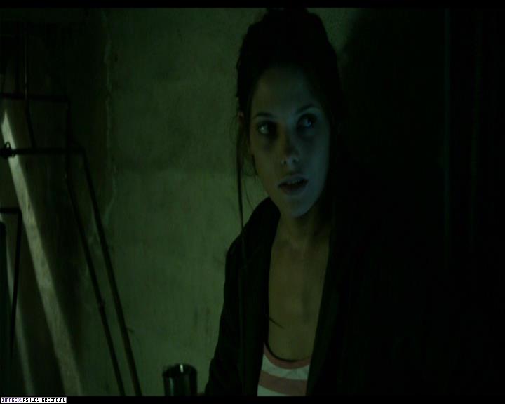 Ashley-Greene-dot-nl_SummersBlood-MovieCaptures001458.jpg