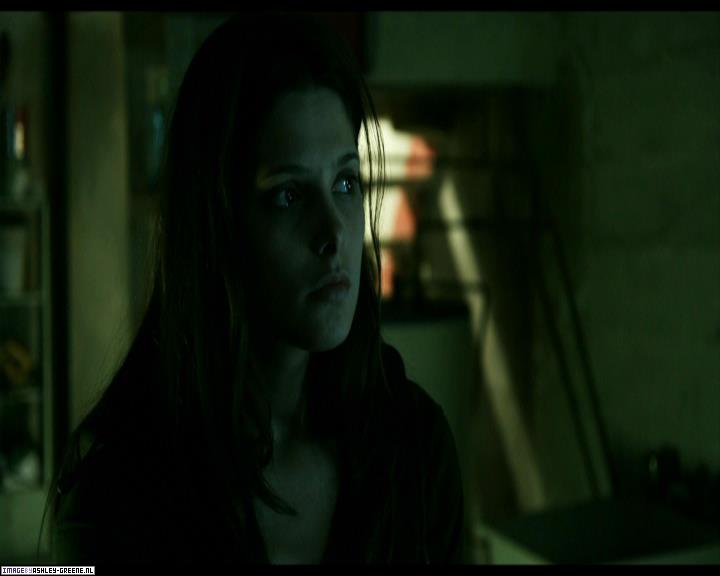 Ashley-Greene-dot-nl_SummersBlood-MovieCaptures001685.jpg