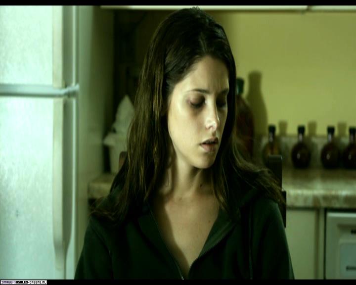 Ashley-Greene-dot-nl_SummersBlood-MovieCaptures001731.jpg