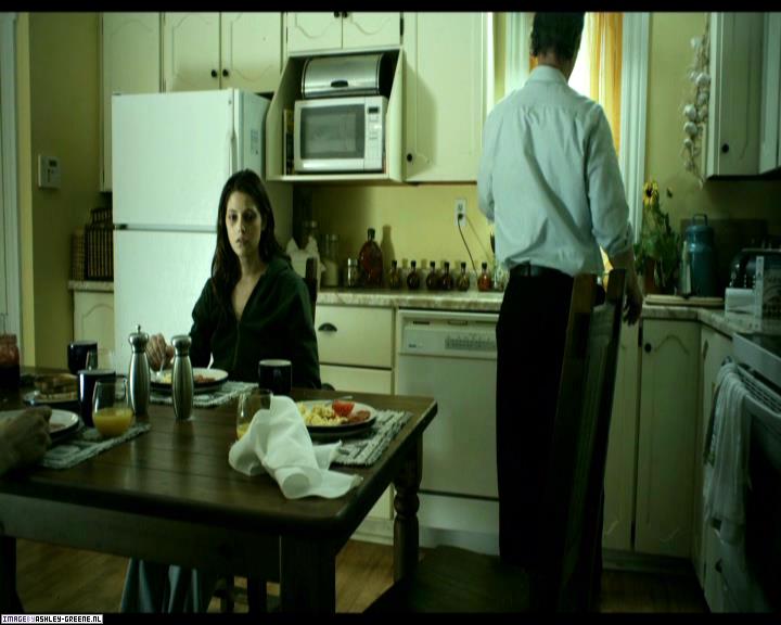 Ashley-Greene-dot-nl_SummersBlood-MovieCaptures001733.jpg