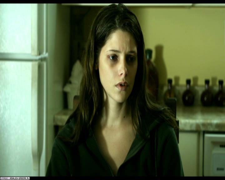 Ashley-Greene-dot-nl_SummersBlood-MovieCaptures001736.jpg