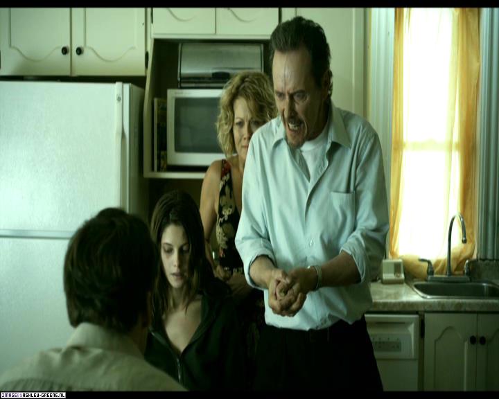 Ashley-Greene-dot-nl_SummersBlood-MovieCaptures001749.jpg