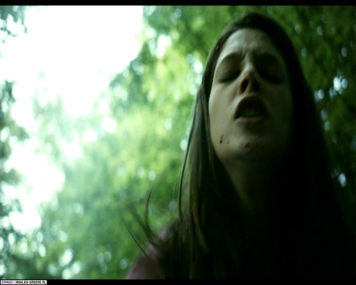 Ashley-Greene-dot-nl_SummersBlood-MovieCaptures001873.jpg Ashley-Greene-dot-nl_SummersBlood-MovieCaptures001873.jpg