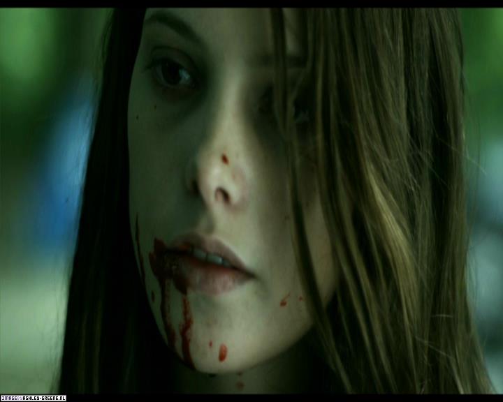 Ashley-Greene-dot-nl_SummersBlood-MovieCaptures001899.jpg