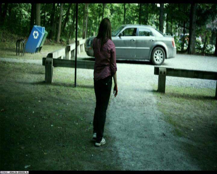 Ashley-Greene-dot-nl_SummersBlood-MovieCaptures001908.jpg