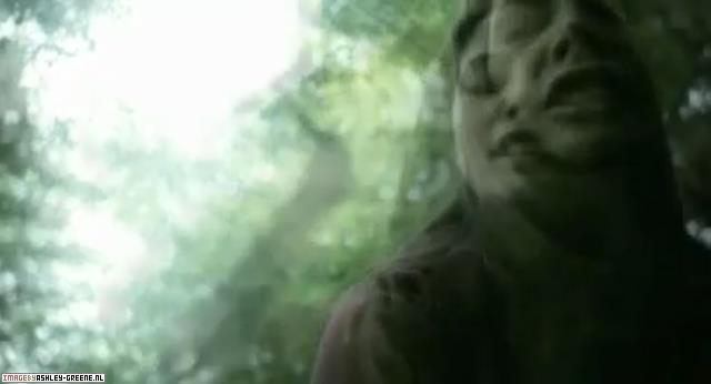 Ashley-Greene-dot-nl_SummersBlood-Trailer063.jpg Ashley-Greene-dot-nl_SummersBlood-Trailer063.jpg