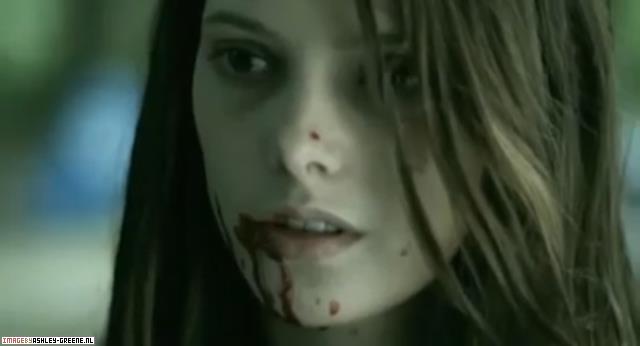 Ashley-Greene-dot-nl_SummersBlood-Trailer066.jpg