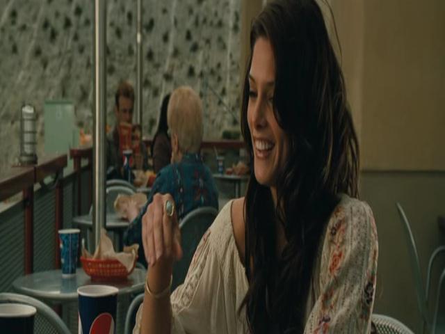 Ashley-Greene-dot-nl-TheApparition0467.jpg