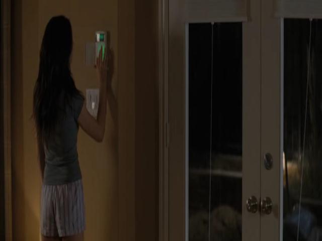Ashley-Greene-dot-nl-TheApparition0740.jpg