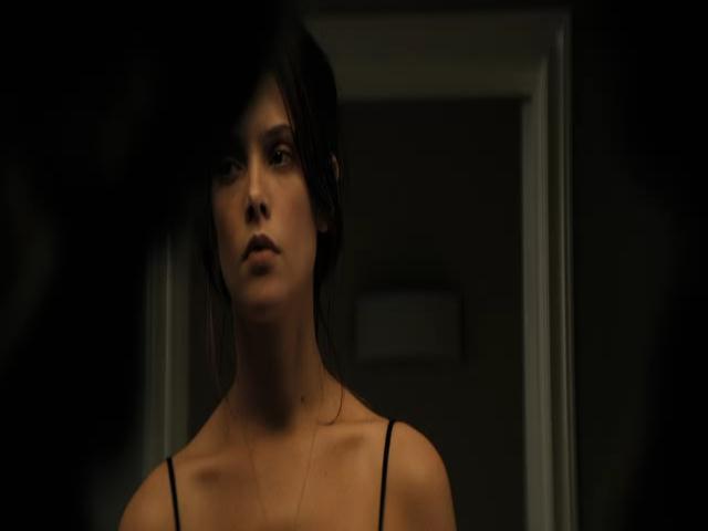 Ashley-Greene-dot-nl-TheApparition1604.jpg