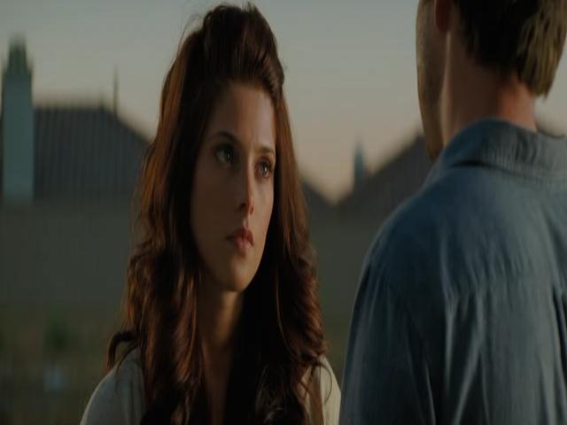 Ashley-Greene-dot-nl-TheApparition2073.jpg