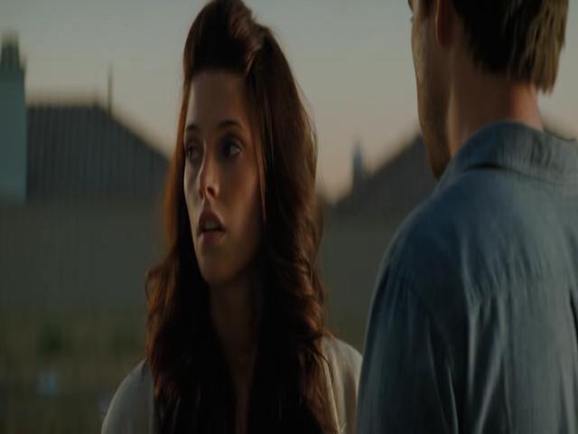 Ashley-Greene-dot-nl-TheApparition2078.jpg