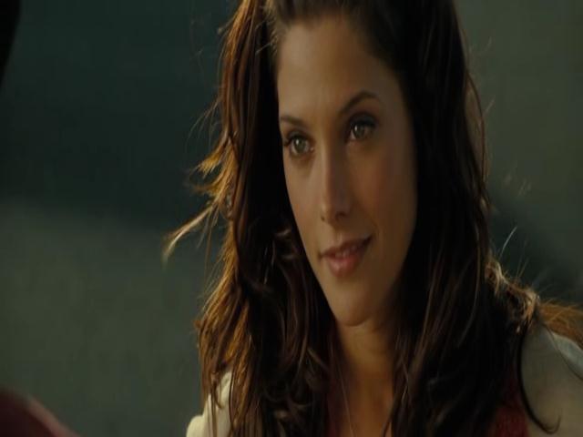 Ashley-Greene-dot-nl-TheApparition2360.jpg