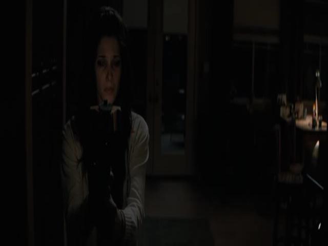 Ashley-Greene-dot-nl-TheApparition2780.jpg