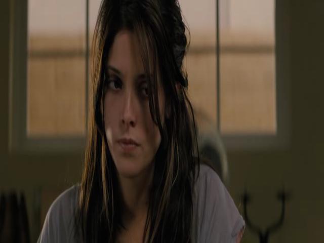 Ashley-Greene-dot-nl-TheApparition3232.jpg