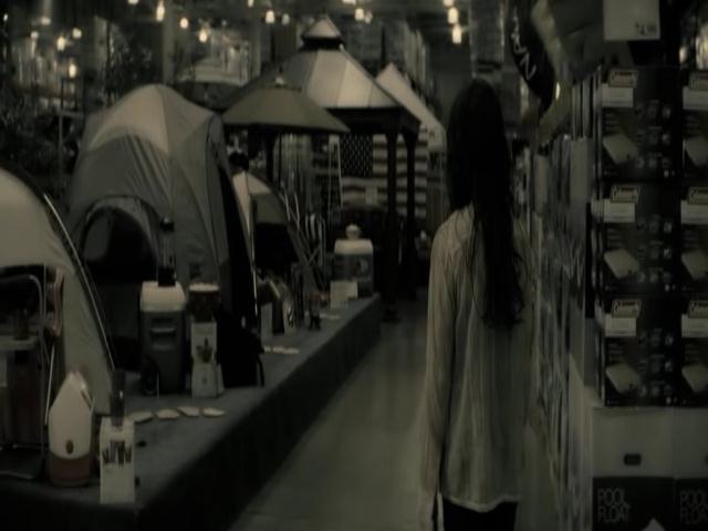 Ashley-Greene-dot-nl-TheApparition4153.jpg